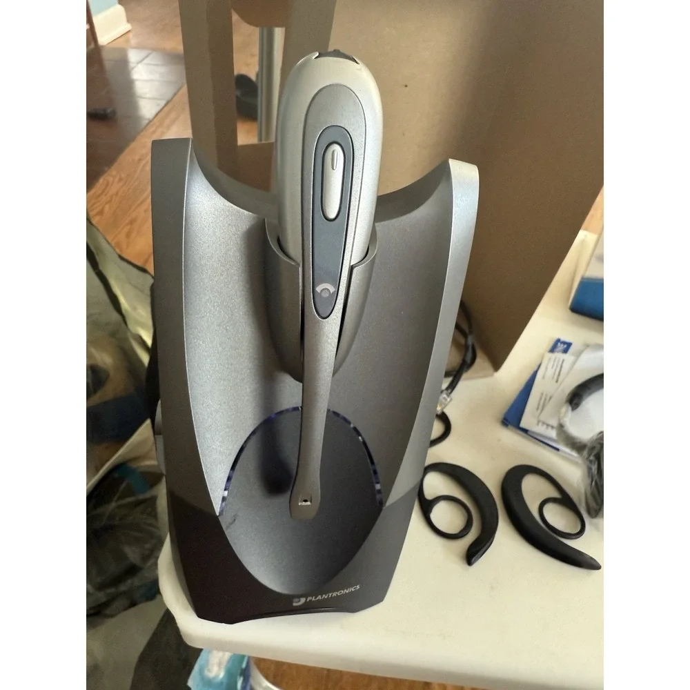 Plantronics CS 50 Wireless Office Cordless Headset System With Call Monitor